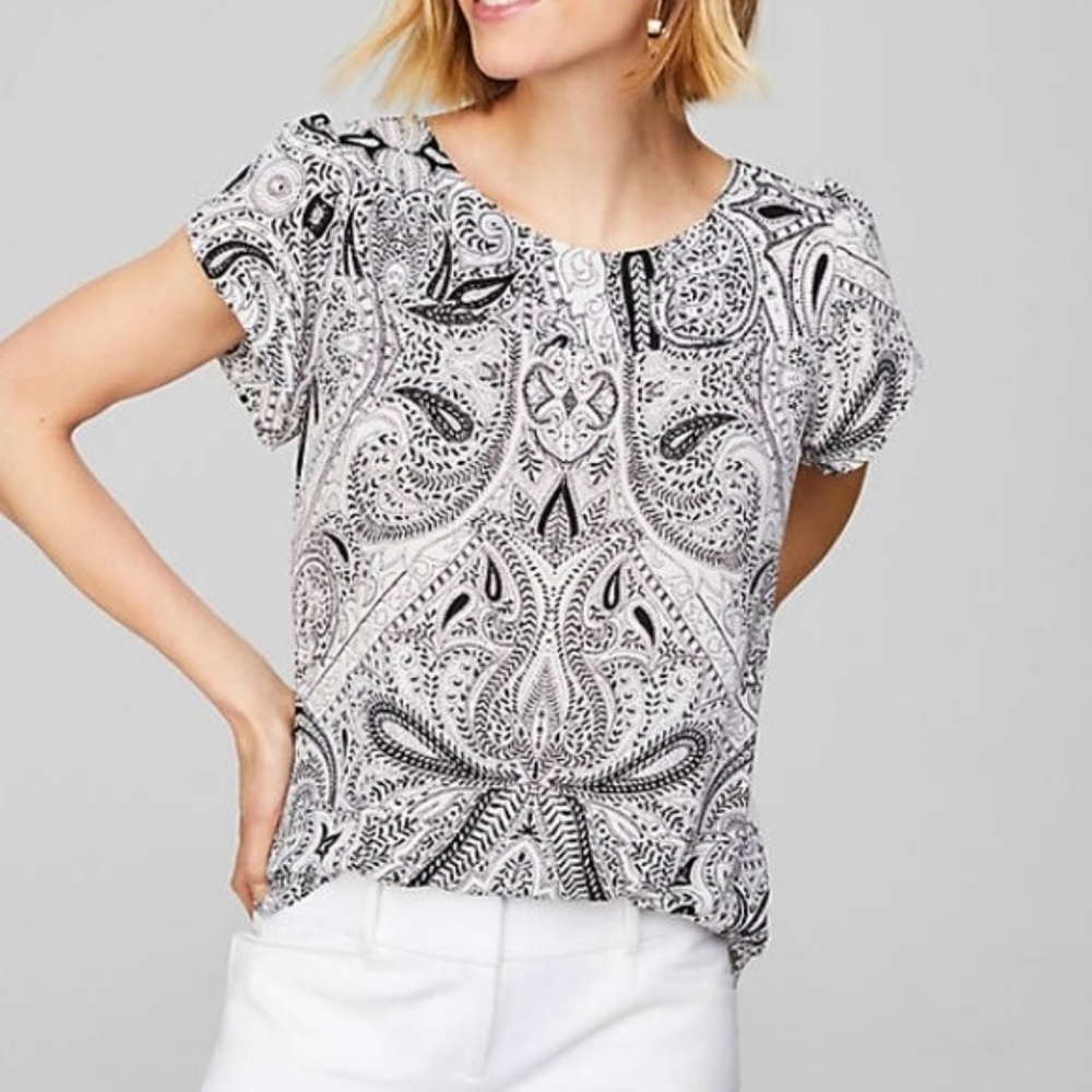 Loft Petite Shadow Paisley Petal Sleeve Top